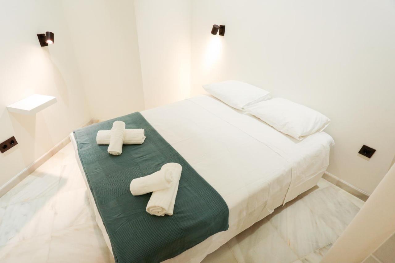 Monkeys Apartments Cervantes Sevilla Bagian luar foto