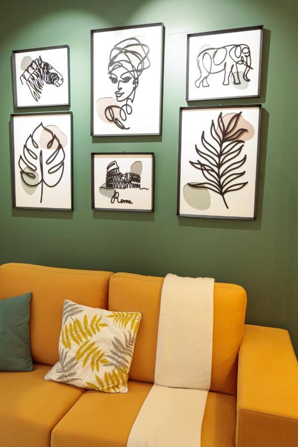 Monkeys Apartments Cervantes Sevilla Bagian luar foto