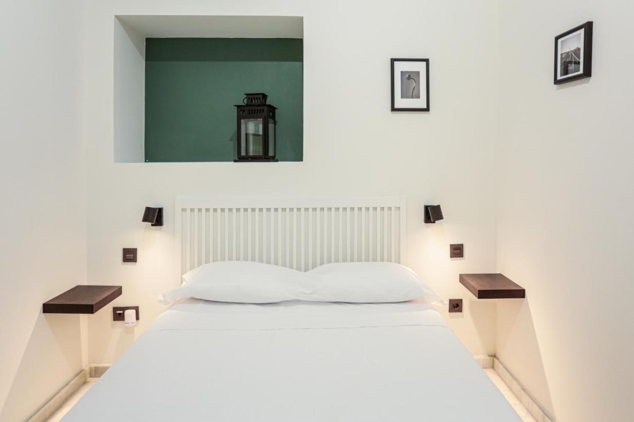 Monkeys Apartments Cervantes Sevilla Bagian luar foto