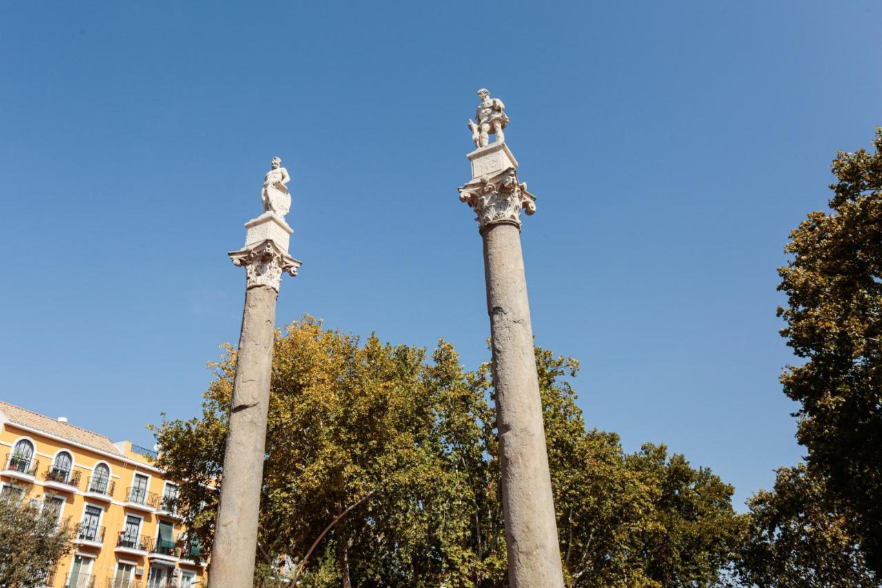 Monkeys Apartments Cervantes Sevilla Bagian luar foto