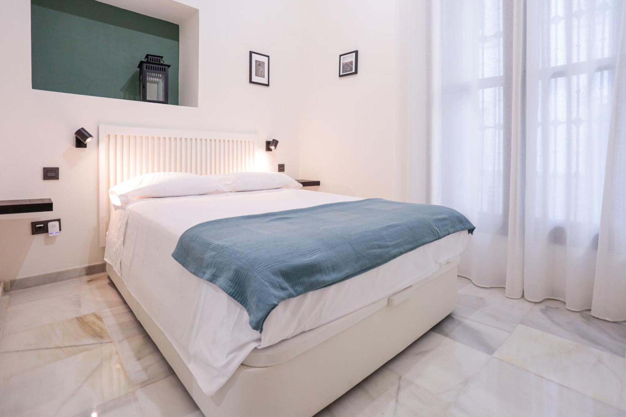 Monkeys Apartments Cervantes Sevilla Bagian luar foto
