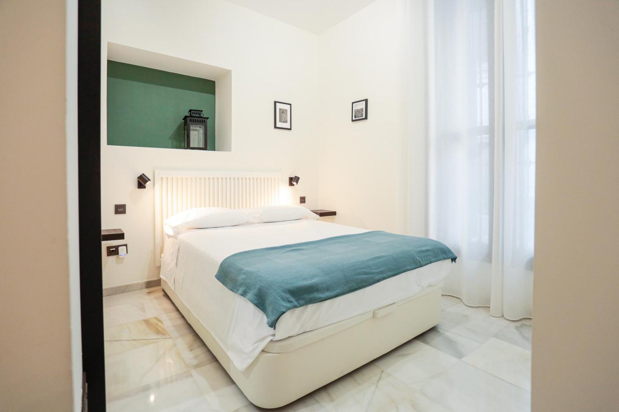 Monkeys Apartments Cervantes Sevilla Bagian luar foto